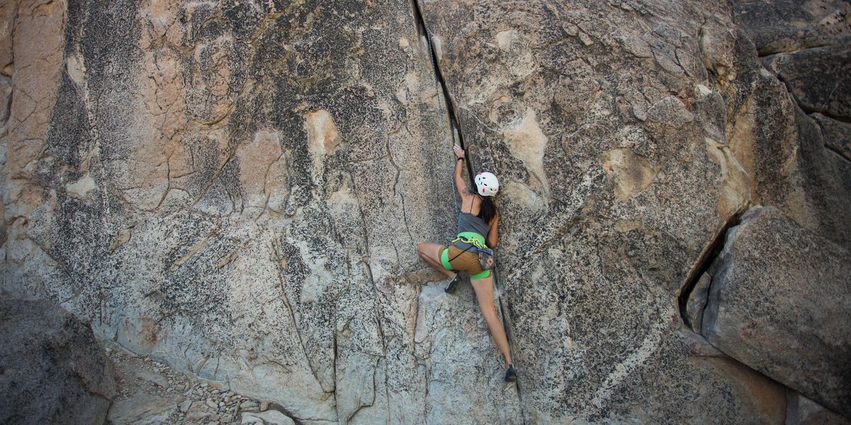 How to Climb an Off-width